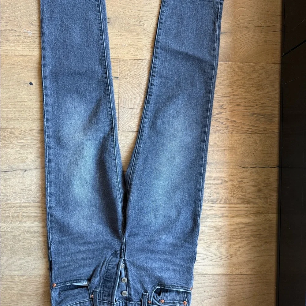Levi’s cropped wedgie jeans size 24 - Picture 1 of 3